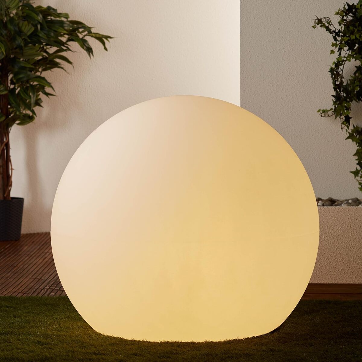 Test : lampe de jardin Lightbox Boule de lumière Outdoor 80 cm