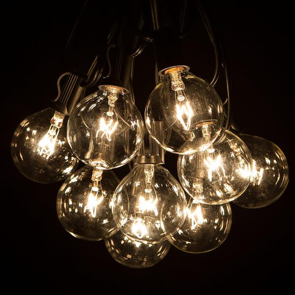 Hometown Evolution, Inc. Guirlande lumineuse d'extérieur de 30 m – 105 ampoules G50 transparentes de 5,1 cm (5 supplémentaires) – Fil noir – Guirlande lumineuse globe pour patio, jardin, terrasse,