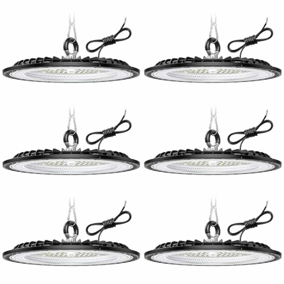 Test plafonnier LED 200W : éclairage puissant pour garages et ateliers