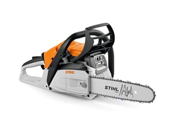 Découvrez notre test complet de la tronçonneuse Stihl MS 162, une machine puissante, précise et idéale pour les travaux de coupe exigeants.